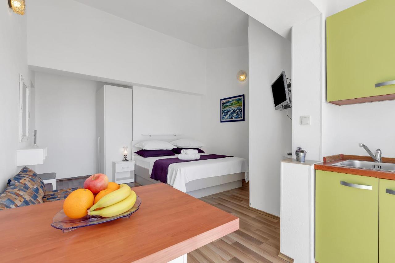 Apartmani Verica Tučepi Buitenkant foto