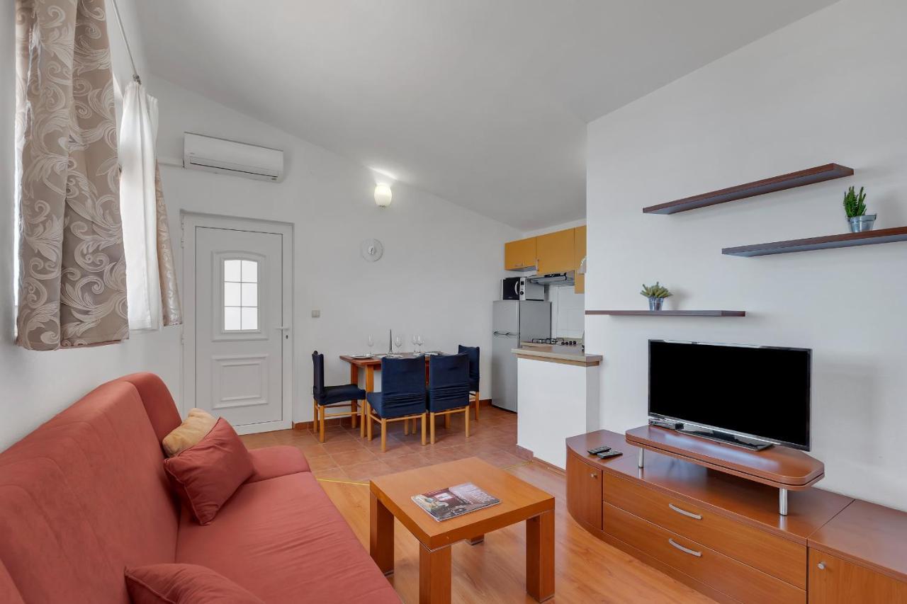 Apartmani Verica Tučepi Buitenkant foto