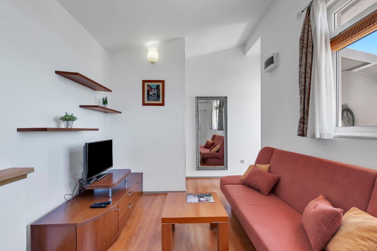 Apartmani Verica Tučepi Buitenkant foto